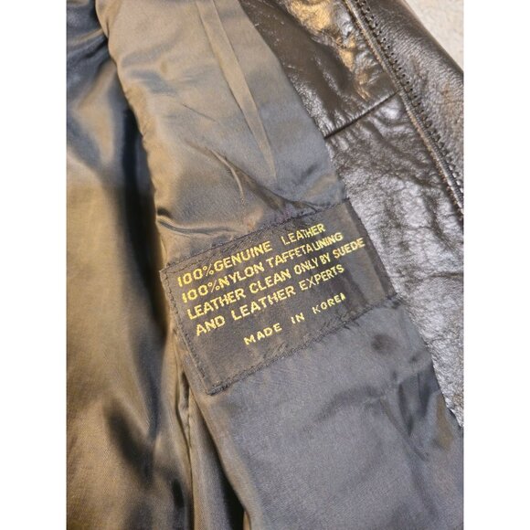 Vintage Genuine Leather Black Jacket With Zipper Closure & Collared Design, 9/10 - Picture 4 of 12